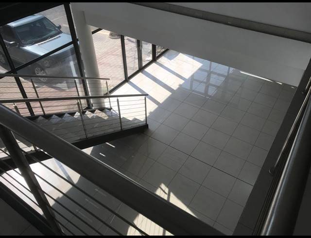 1,061M² WAREHOUSE TO LET IN NORTH RIDING